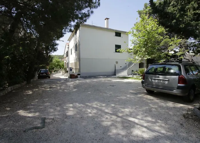 Besker Lejlighed Makarska