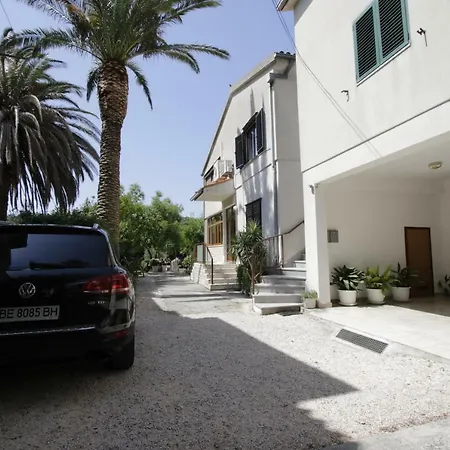 Besker Appartement Makarska